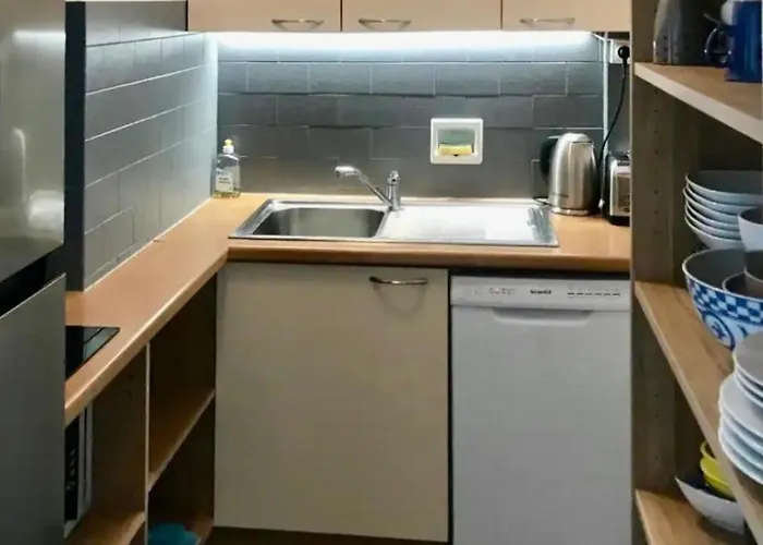 Superbe T2 Avec Terrasse De 16m2 Vue Xxl * Saint-Raphaël